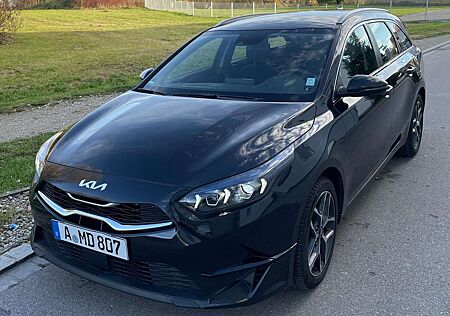 Kia XCeed Ceed SW / cee'd SW Ceed SW 1.5 T-GDI DCT7 OPF Spirit