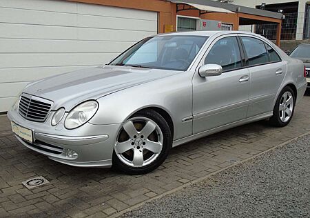 Mercedes-Benz E 500 2 HD*AVANTGARDE*306 PS*XENON*ALLWETERREIFEN*TÜV