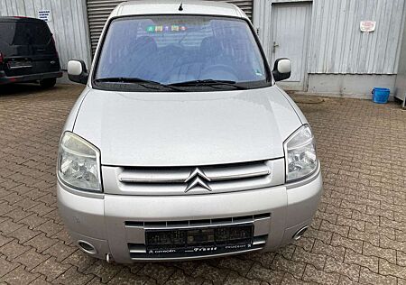 Citroën Berlingo Citroen 1.6 16V Multispace Plus*Camper-Ausbau*