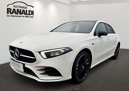 Mercedes-Benz A 250 e AMG-Line ++Wenige KM!++Pano++LED++