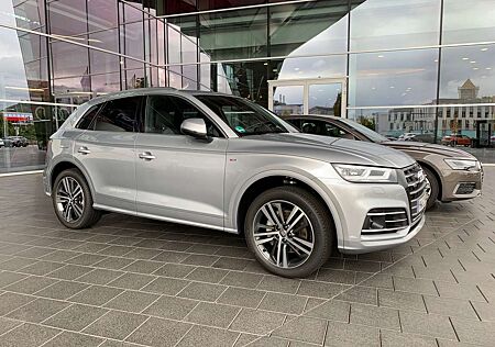Audi Q5 55 TFSI e quattro S tronic