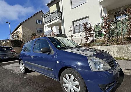 Renault Clio 1.2 Benzin – 2. Hand TÜV NEU 2028