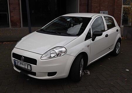 Fiat Punto TÜV NEU, ZAHNRIEMEN/KEILRIEMEN/WASSERPUMPE NEU