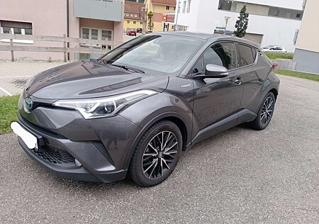 Toyota C-HR Hybrid Team Deutschland