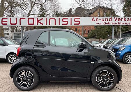 Smart ForTwo EQ 60kW*PANO*LEDER*NAVI*SHZ *KAM*22kW*