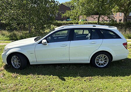 Mercedes-Benz C 220 T CDI DPF BlueEFFICIENCY