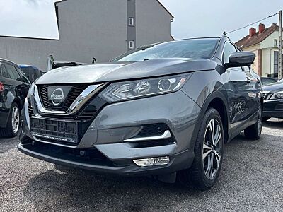 Nissan Qashqai VISIA 1.2 360 KAMERA + AHK + PANO