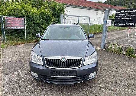 Skoda Octavia 1.6 TDI Familiy Combi Klimaauto. Kd-Neu/ Schalter