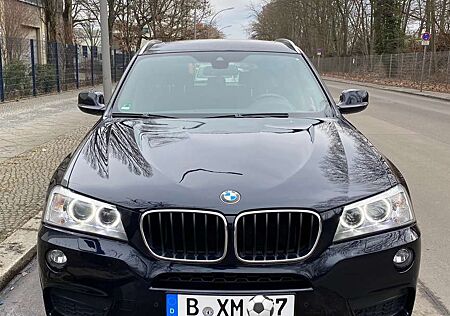 BMW X3 xDrive20d M Paket Automatik Panorama Anhänger