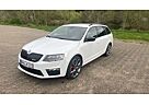 Skoda Octavia Combi 2.0 TDI (Green tec) DSG RS