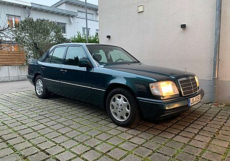 Mercedes-Benz E 250