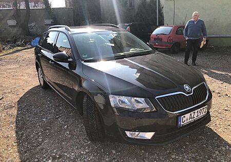 Skoda Octavia Combi 2.0 TDI (Green tec) DSG Ambition