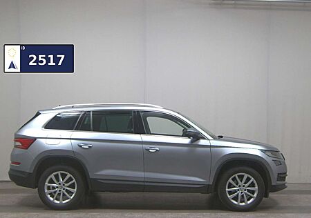 Skoda Kodiaq 2.0 TDI Style Navi LED DCC RFK StHzg Facelift