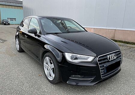 Audi A3 1.8 TFSI Sportback S tronic Ambition