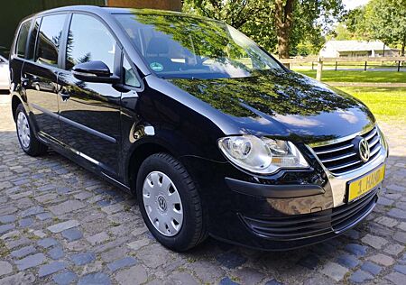 VW Touran Volkswagen 1.6 aus 1. Hand -Scheckheft gepflegt
