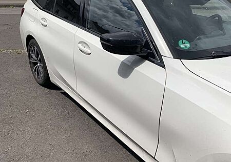 BMW 330i 330 Touring Aut. Sport Line