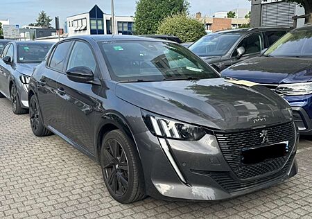 Peugeot 208 PureTech 130 GT EAT8 Navi+LED+Pano+R-Kam+DAB+