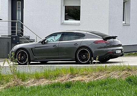 Porsche Panamera GTS PDK Approved