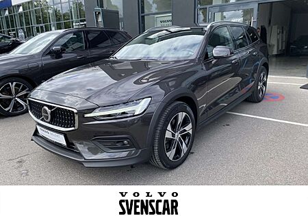 Volvo V60 CC V60 Cross Country Cross Country Plus AWD B4 Diesel EU6d Digitales Co