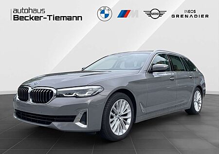 BMW 520 d xDrive Touring Luxury Line/ ParkAss+/ DrivAss/ A