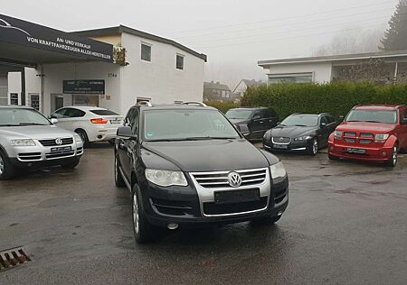 VW Touareg Volkswagen 2.5 R5 TDI DPF AUTOMATIK FACELIFT LEDER NAVI AHK