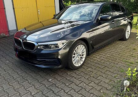 BMW 530 e Sport Line