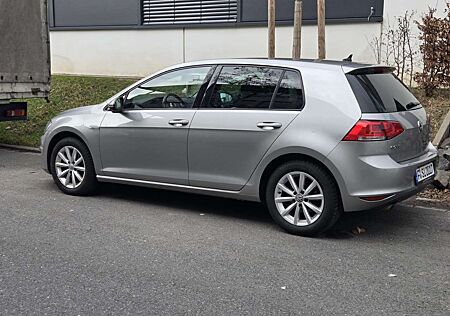 VW Golf Volkswagen 1.6 TDI BlueMotion Technology Lounge