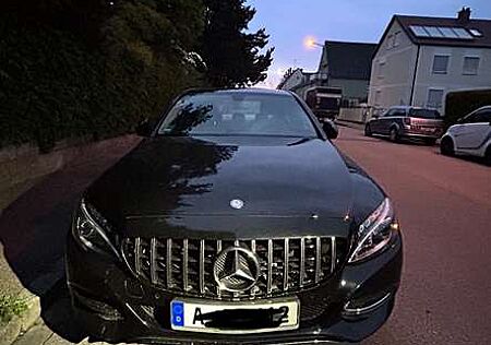 Mercedes-Benz C 200 CGI (205.042)