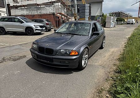 BMW 330d 330