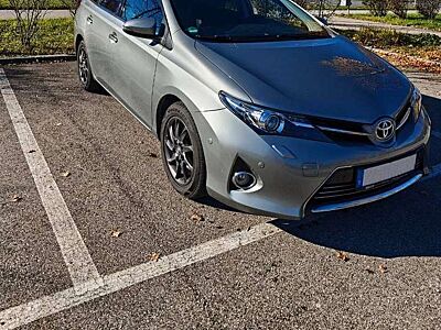 Toyota Auris Auris 2.0 D-4D Touring Sports Executive