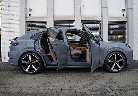 Porsche Cayenne Coupe SPORTDESIGN-LUFTF.-PANO-22"CLASSIC