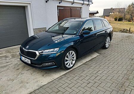 Skoda Octavia Combi 2.0 TDI DSG First Edition