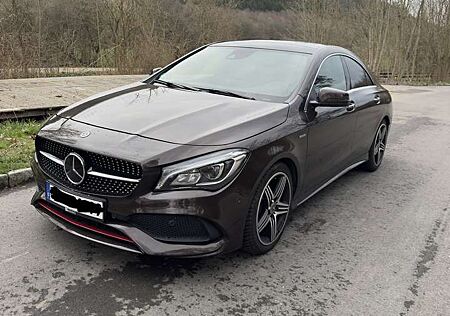 Mercedes-Benz CLA 250 4Matic 7G-DCT Sport