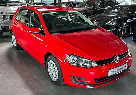 VW Golf Volkswagen VII 1.6 TDI BMT Trendline - 1.HAND / PDC