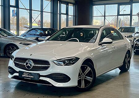 Mercedes-Benz C 180 Kamera KEYLESS MBUX Ambientenbeleuchtung Park- Spu