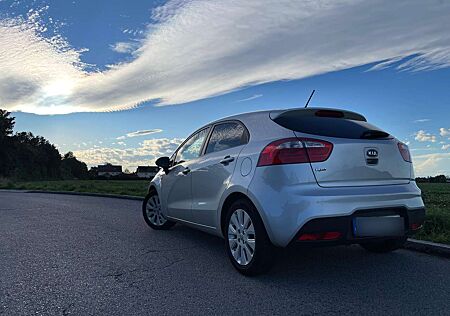 Kia Rio 1.4 Edition 7