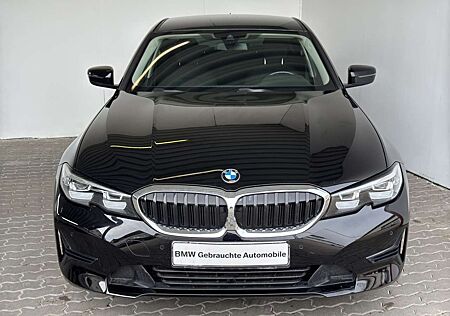 BMW 318 iA Lim. Klimaaut.Tempo.PDC.DAB.SHZ.RDA.DuLa