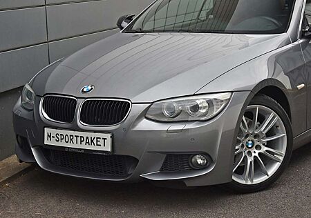 BMW 320 i Cabrio*M-Paket! Schalter! Navi! Traumhaft*