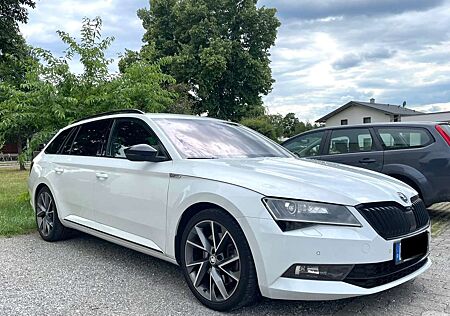 Skoda Superb Combi 2.0 TDI DSG Sportline