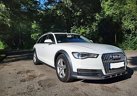 Audi A6 Allroad quattro 3.0 TDI S tronic DPF