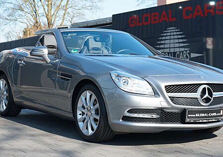 Mercedes-Benz SLK 200 CGi*PANORAMA*NAVI*LEDER*AIRSCARF*
