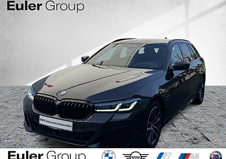 BMW 530 e xDrive Touring M-Sport HUD Panodach Navi Leder D
