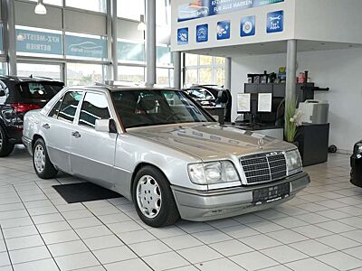 Mercedes-Benz 280 E Limousine W124 Automatik *2.Hand