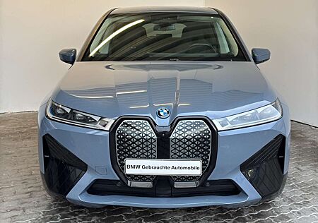 BMW iX xDrive50 Sportpaket Navi.Laser.Luftf.ACC.360°