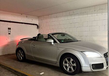 Audi TT Roadster 2.0 TFSI quattro S tronic S-Line