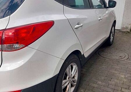 Hyundai Tucson 2.0 4WD GLS