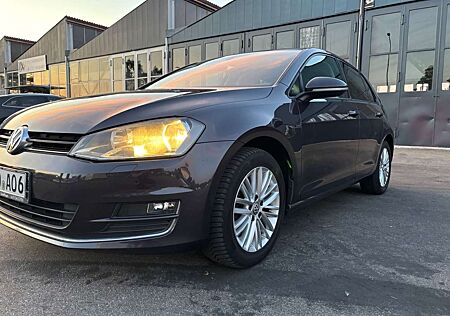 VW Golf Volkswagen VII Lim. Lounge BMT*2,0 DSG Lim
