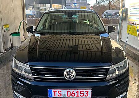 VW Tiguan Volkswagen Sound BMT/Start-Stopp
