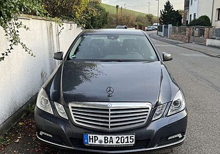 Mercedes-Benz E 200 CDI DPF BlueEFFICIENCY Automatik Elegance