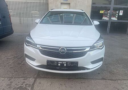 Opel Astra Business Klima 8fach bereift Sitz-,Lenkradheizung